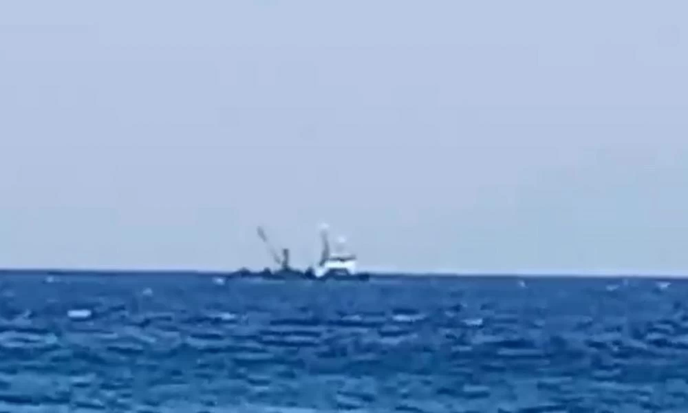 Κοντά στην νησίδα Ανθρωποφάγος στους Φούρνους βρίσκονται τουρκικά αλιευτικά